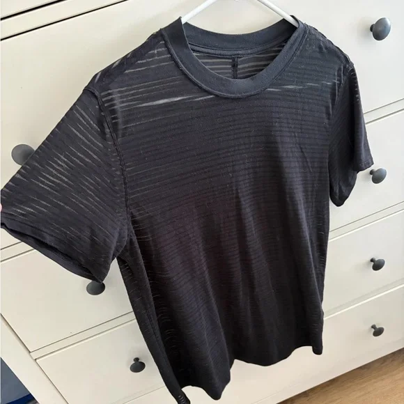 LULULEMON all yours boyfriend tee stripe black size 2/4 - Picture 5 of 8